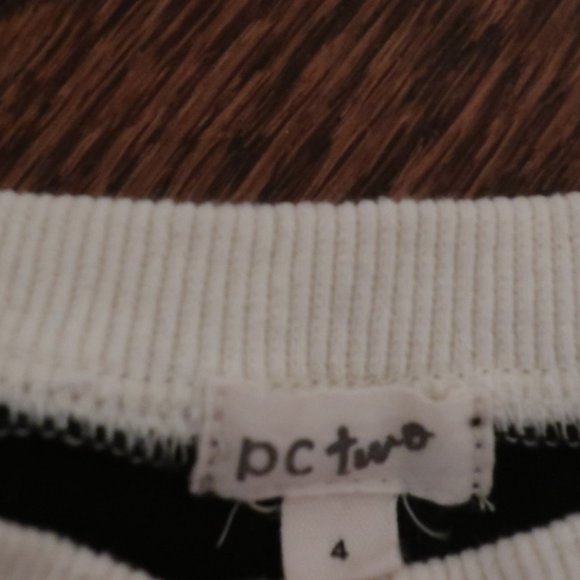 Petit Clair Top, Size 4, Like New - Picture 7 of 9